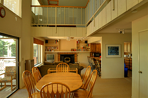 Scenic Wonders offers Yosemite lodging.