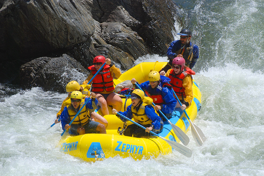 Make your Yosemite reservation with Scenic Wonders.